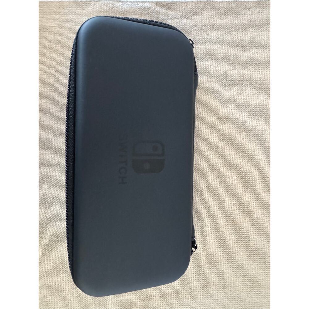 Nintendo Switch Accessory Set - Carry Case + Screen Protector